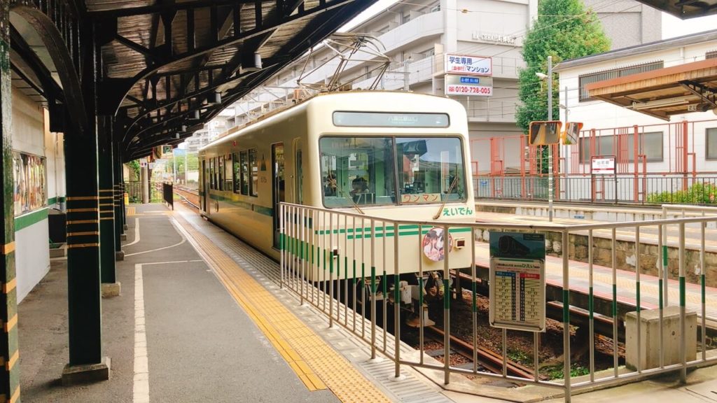 出町柳駅の叡山電車