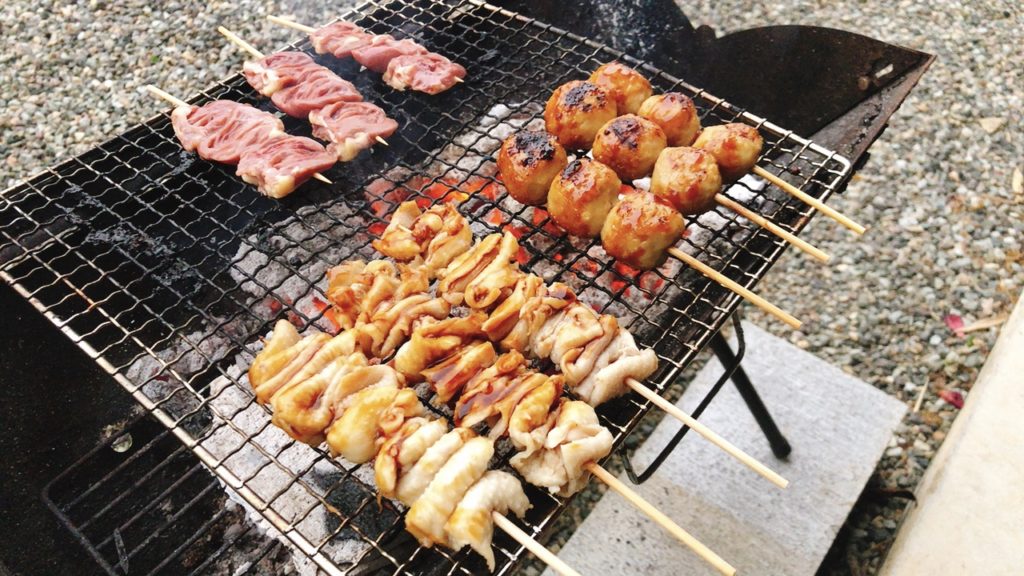 BBQで焼いた焼鳥